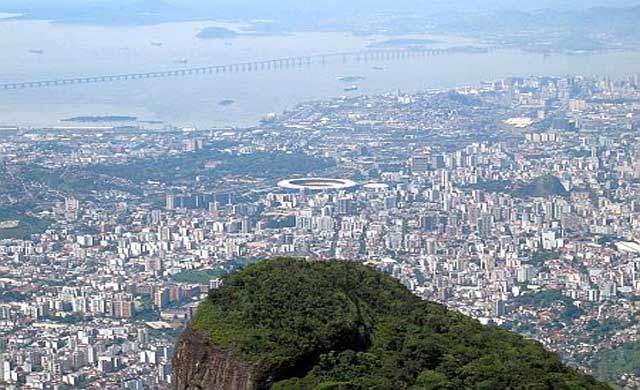 Vista da Zona Norte - RJ pelo Pico da Tijuca